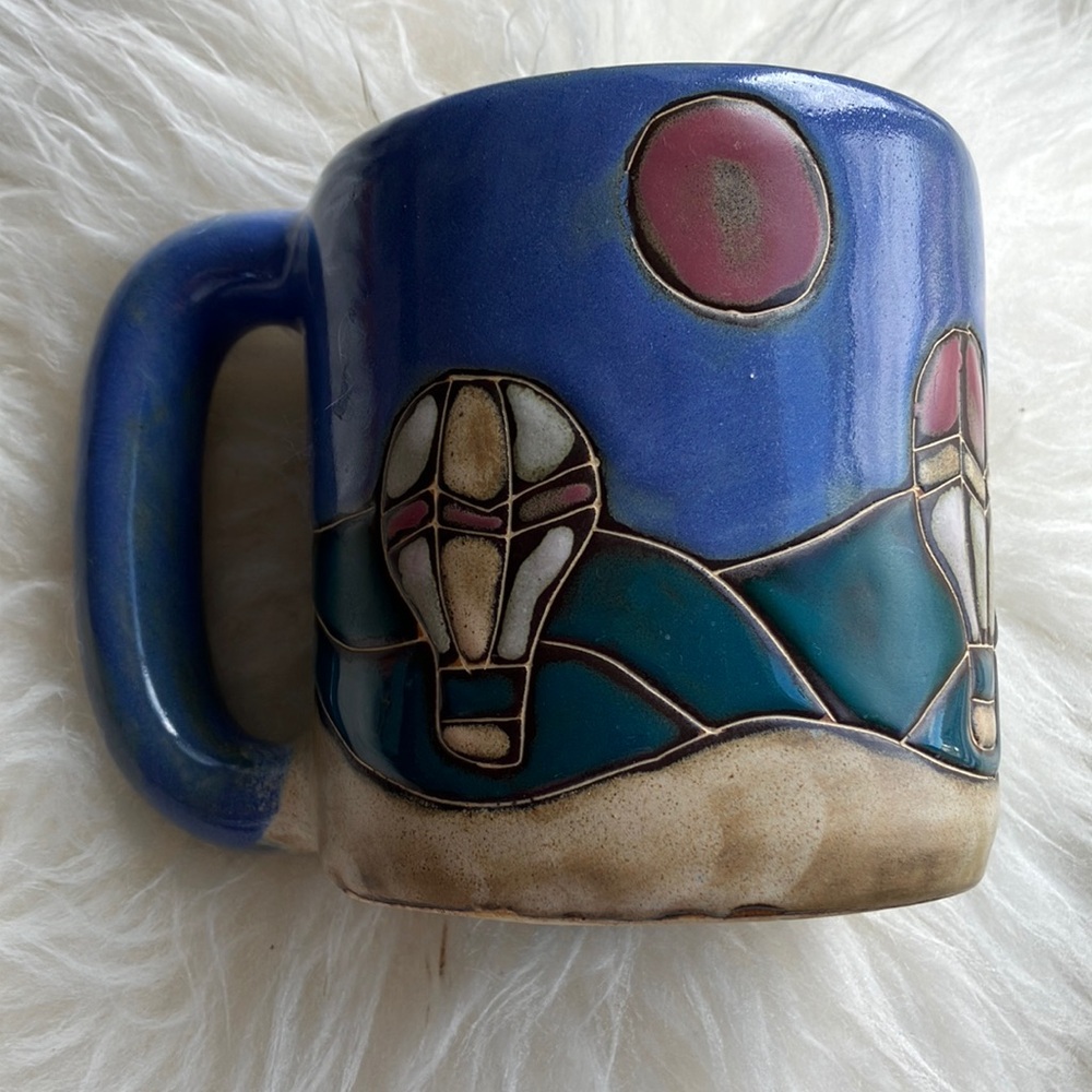 Mara hot air balloon mug